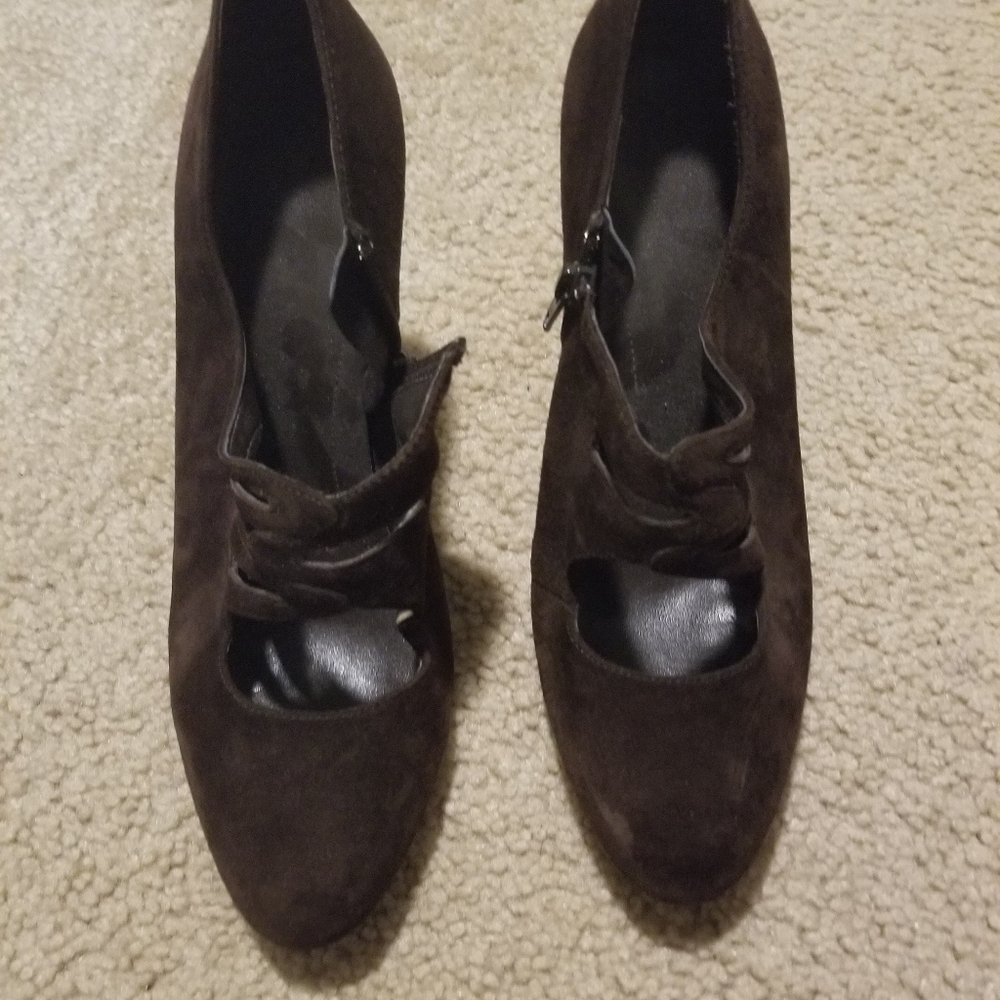 Brown suede heel booties